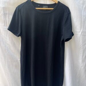 Gymshark Unisex long tee super comfy!